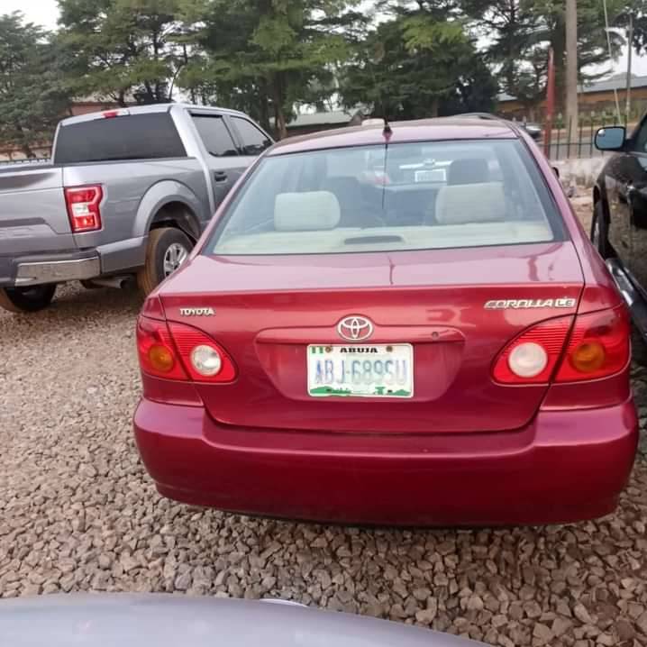 A picture of Toyota corolla 2006