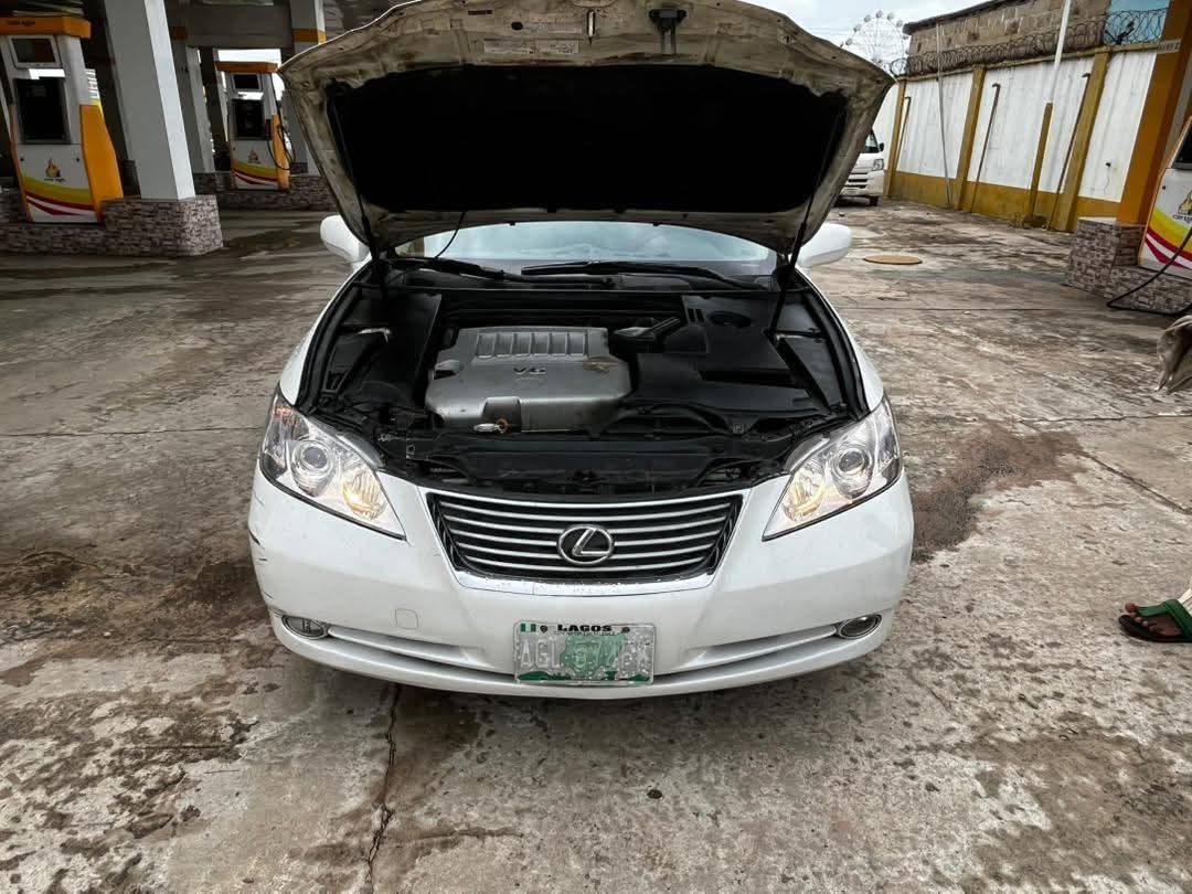 A picture of Car