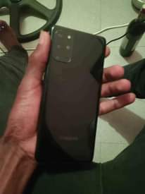 A picture of Samsung S20 5g
