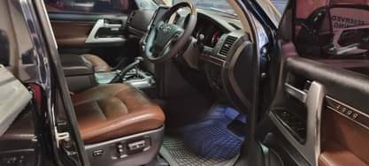 A picture of Make Toyota Brand Landcruiser VDJ200R Year 2016 Color Black Engine