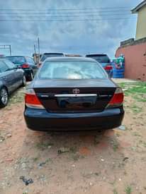 A picture of Toyota Camry 05 XLE 090 384 99601