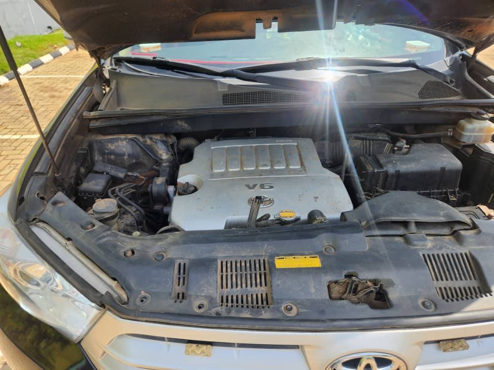 A picture of Toyota highlander