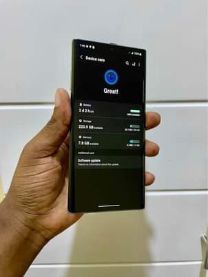 A picture of Samsung Note 10 Plus 256GB