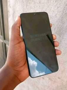 A picture of Samsung a10