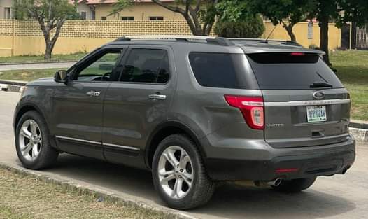 A picture of 2022 Import Registered 2013 Ford explorer limited Edition Toks Standard