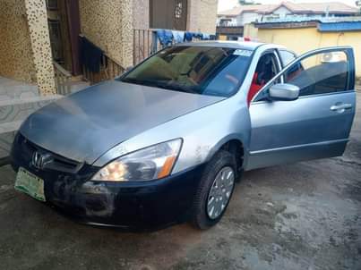 A picture of 2005 Honda Accord