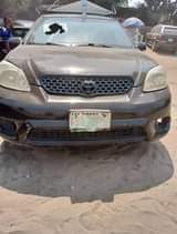 A picture of Toyota matrix 2004 model