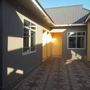 A picture of INAPANGISHWA PUGU KWAZOO BEI 80 000 0678588718