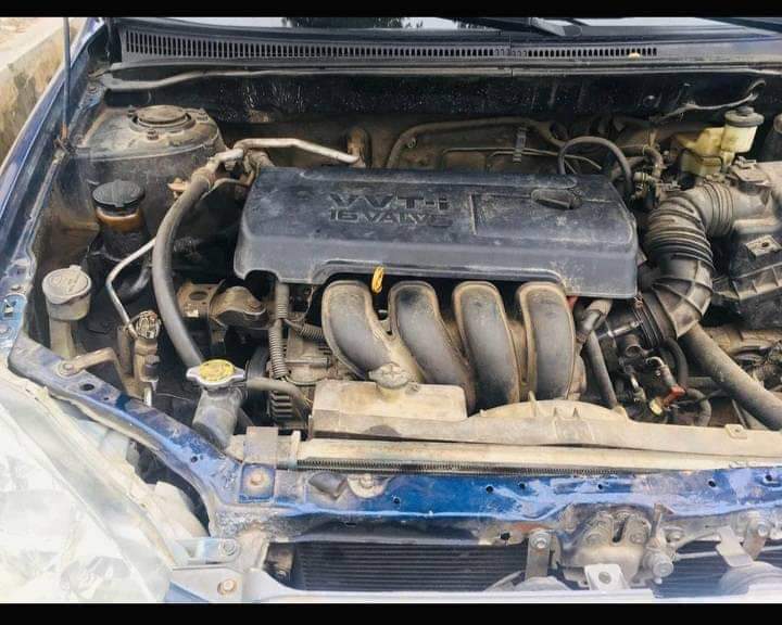 A picture of 2004 TOYOTA CORROLA TOYOTA