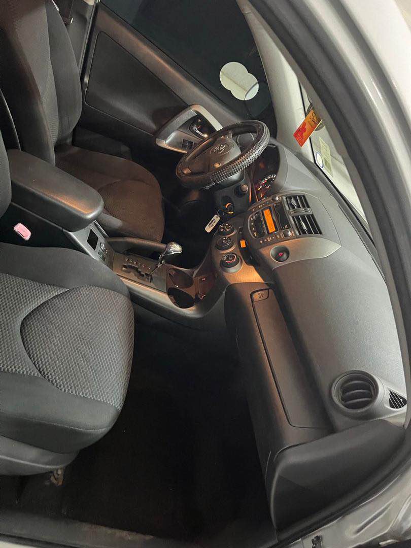 A picture of FOREIGN USED 2012 TOYOTA RAV4 Sport .