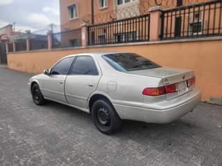 A picture of Toyota camry 2001