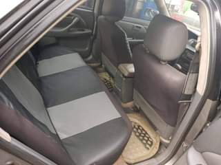 A picture of 2002 TOYOTA CAMRY LE