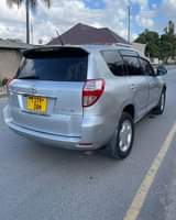 A picture of TOYOTA VANGUARD