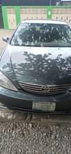 A picture of Toyota Camry 04