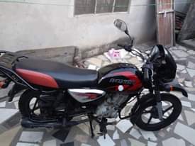 A picture of Boxer X 125