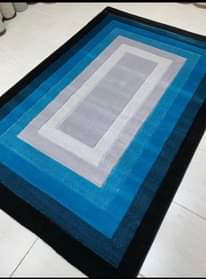 A picture of CENTER CARPETS