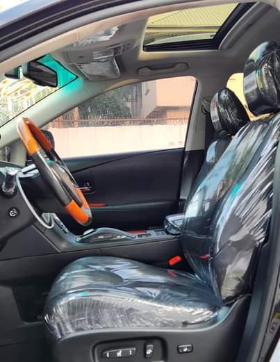 A picture of TOK LEXUS RX 350 full OPT