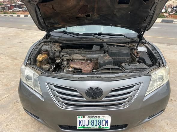 A picture of Another distress 2008 Toyota Camry with sound engine and gear