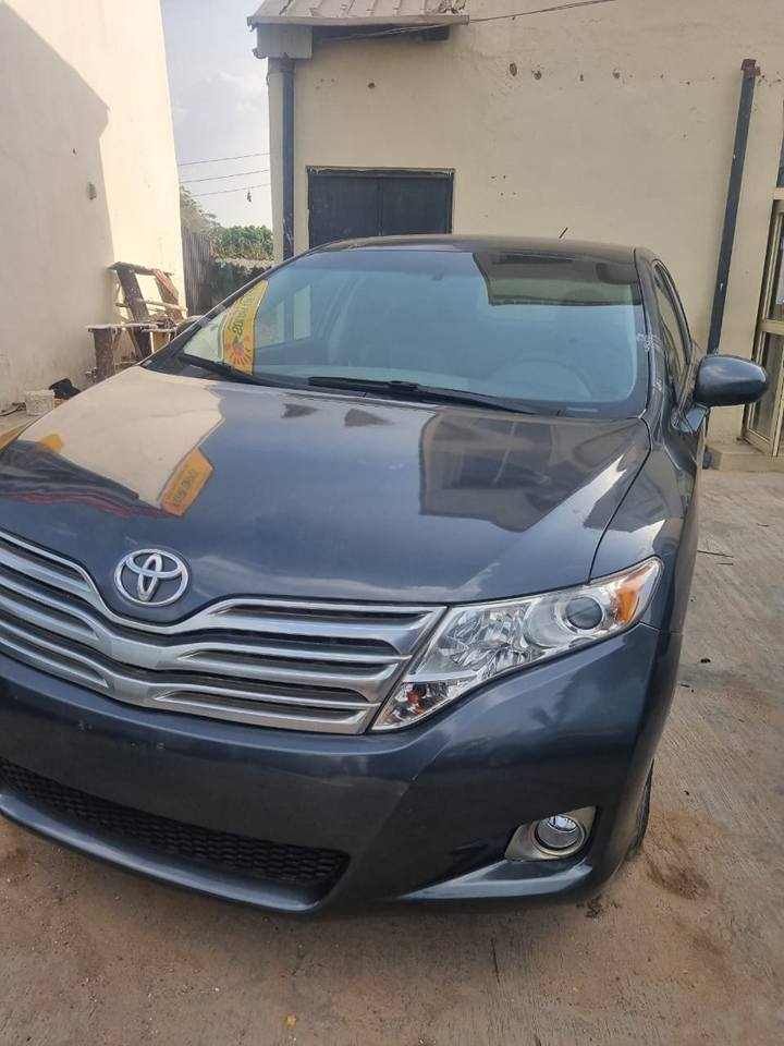 A picture of Registerd 2010 toyota venza in ilorin