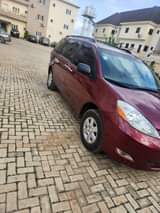 A picture of Few month used 2006 7 sienna with original duty now