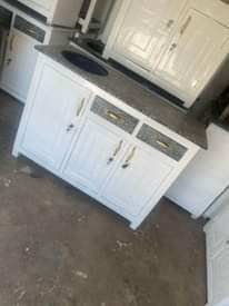 A picture of Nauza kitchen cabin milango 3 bei 150000 Location ubungo call