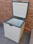 A picture of Nauza friza yangu litre 160 offer Lak 430k