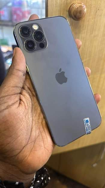A picture of IPHONE 12 PRO