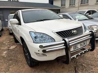 A picture of Toyota harrier