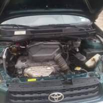 A picture of 2003 Toyata Rav4 2003