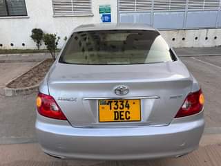 A picture of Toyota mark X