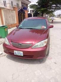 A picture of Clean 2004 torytq Camry