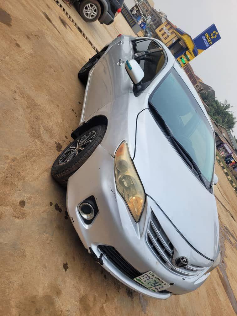 A picture of Toyota corola 012 Just as seen Engine gear ac Location