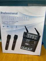 A picture of Portable 5 channels mixer with 2 handle wireless microphone