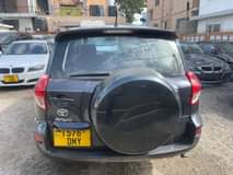 A picture of TOYota Rav 4