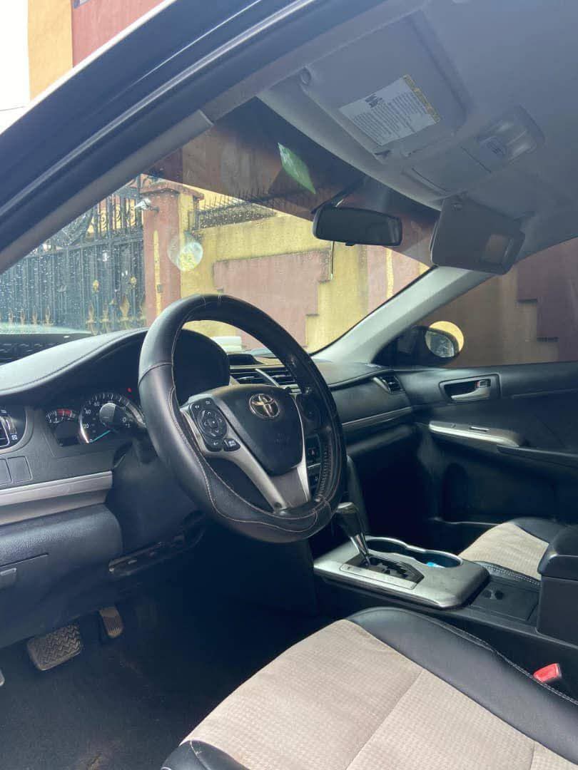 A picture of Toyota Camry Sport 2013