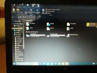A picture of HP slim LAPTOP