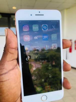 A picture of Iphone 8 plus