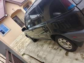 A picture of Clean Honda CR V New Engine Super clean both interior