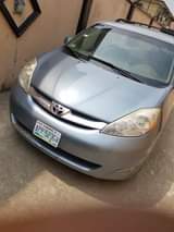 A picture of Toyota Siena