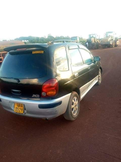 A picture of Car