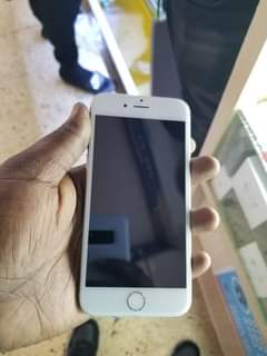 A picture of Iphone 6 64gb 380k