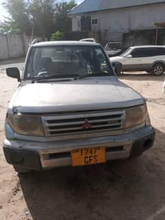 used mitsubishi pajero