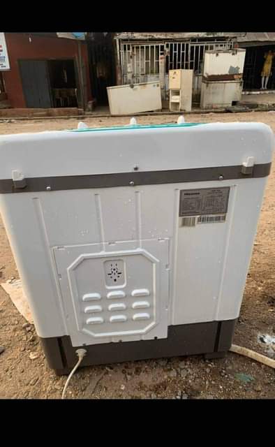 A picture of Hisense washing machine