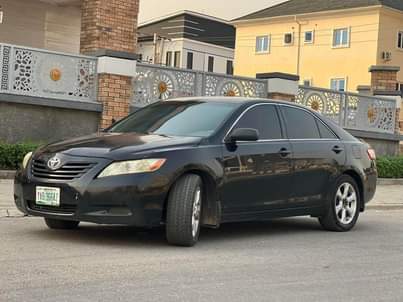 A picture of 2009 TOYOTA CAMRY LE
