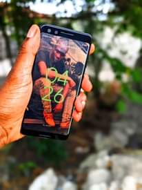 A picture of Google pixel 3xl GB 128 RAM 8 Camera moto