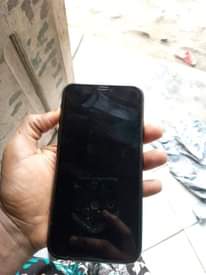 A picture of IPHONE 11