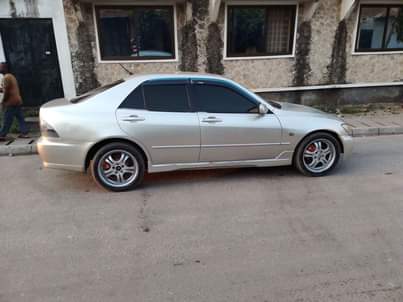 used toyota altezza