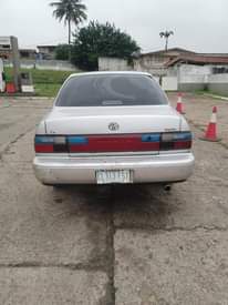 A picture of Toyota Corolla 1999