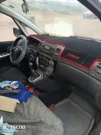 A picture of 2005 Toyota Corolla verso