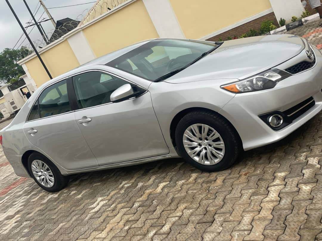 A picture of Toyota Camry 013